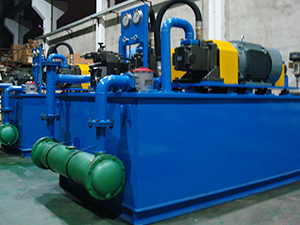 What are the components of the cooling system of the hydraulic station???